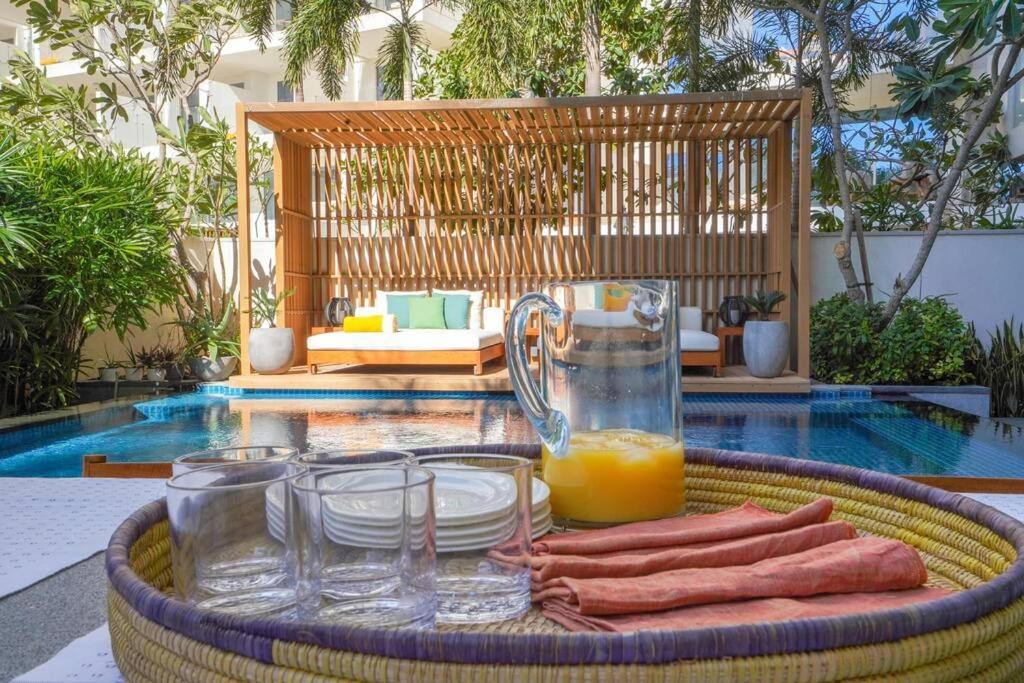 Private Pool Apt. Five Palm Jumeirah Up To 6Guest Dubai Exterior photo